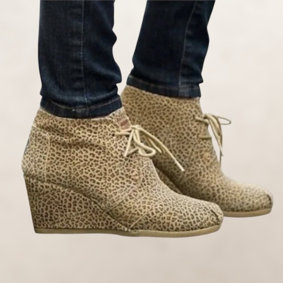NEW TOMS Cheetah Print Ankle Bootie - Picture 12 of 14